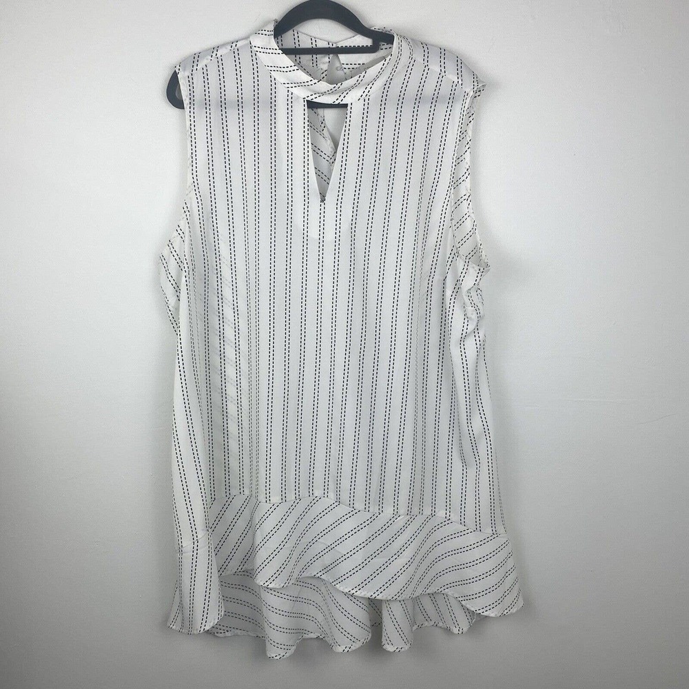 Chico's Tunic Size 3 Sleeveless Chocker neck line Ruffle at bottom